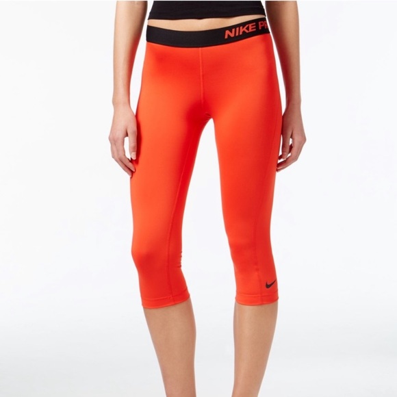 black and orange nike leggings